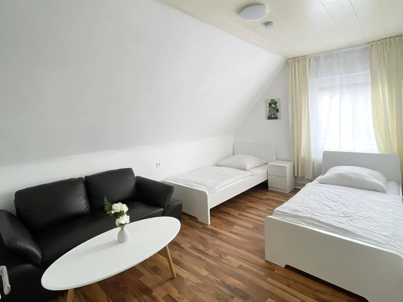 Unterkunft Fuer Monteure In Siegburg Apartment