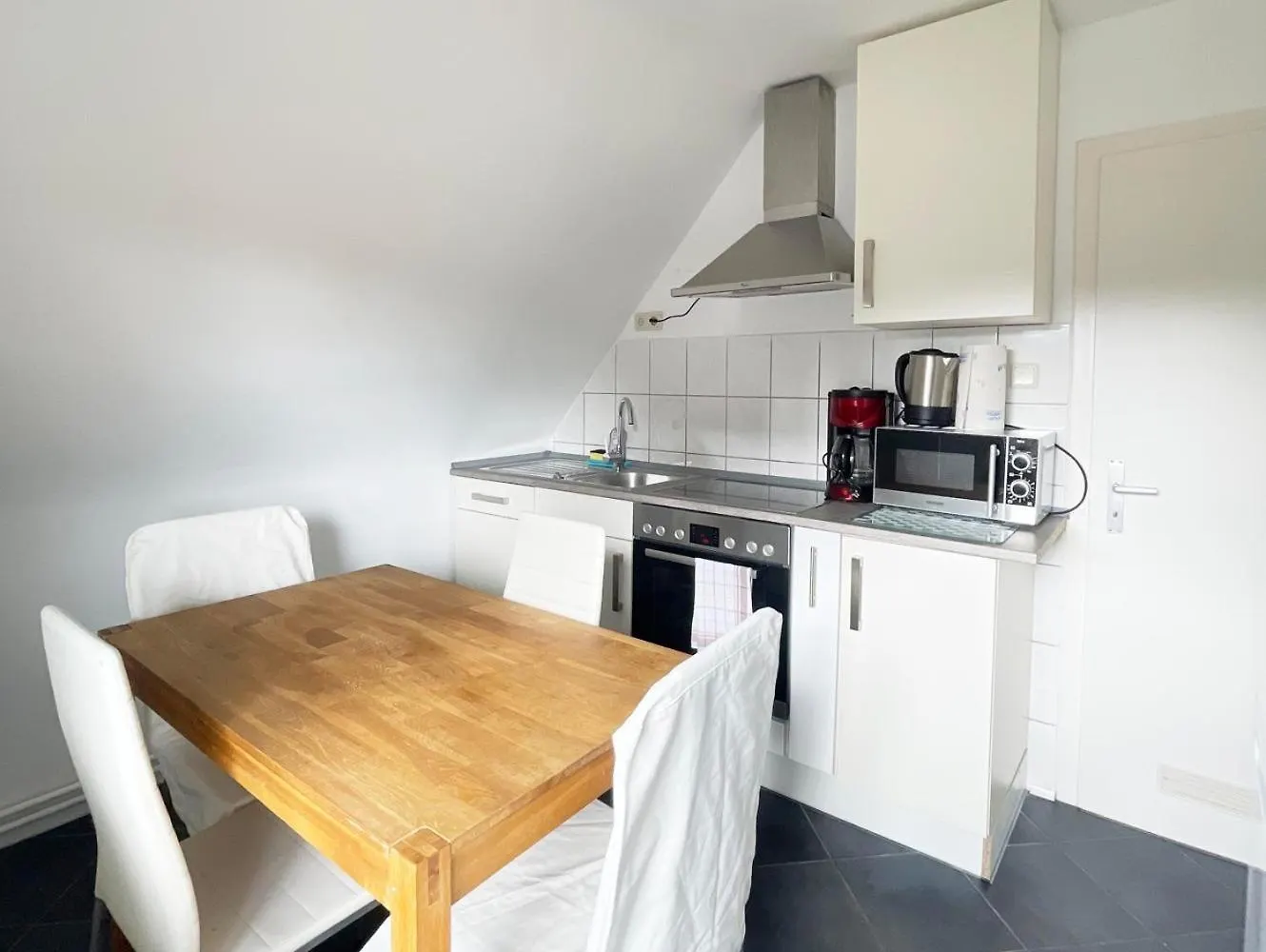 Apartment Unterkunft Fuer Monteure In Siegburg