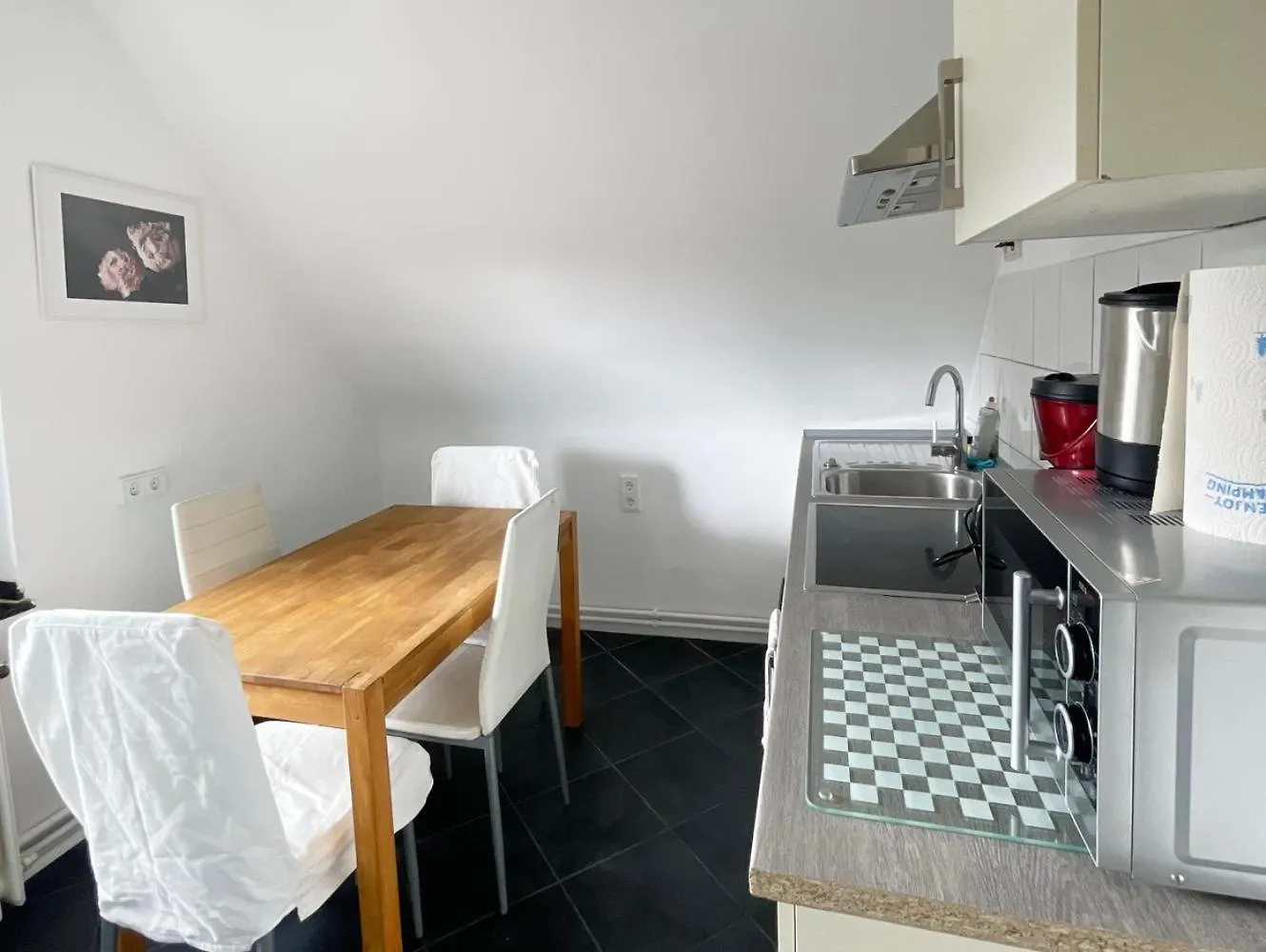 Apartment Unterkunft Fuer Monteure In Siegburg Germany